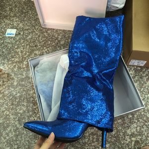 Bottes hautes pour femme en matériau brillant spécial, style pantalon coupé, à talon fin - Product Image 6