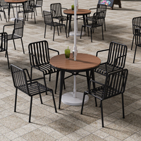 Ensemble de chaises de table modernes en métal Mobilier d'extérieur imperméable pour café Loisirs Thé au lait Boutique Plage Cour Utilisation pour célébrités