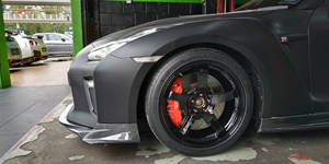 Nouvelle lèvre supplémentaire de pare-chocs avant en fibre de carbone de style VR pour 2017-2021 pour GT-R rénovation/mise à niveau R35 - Product Image 4