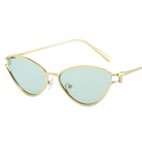 Lunettes de soleil unisexes modernes de style rétro européen et américain, haut de gamme, dégradées, UV400, pour adultes, monture œil-de-chat en métal, forme carrée amincissante, pour l'extérieur et la ville
