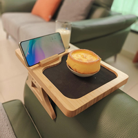 Table d'appoint pliable en bambou avec finition laquée, support de téléphone rotatif à 360°, plateau de rangement pour vaisselle et boissons, design moderne