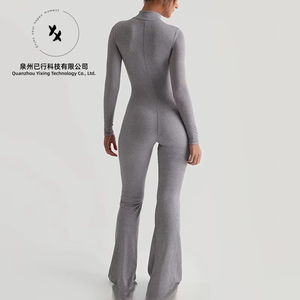 Leggings évasés personnalisés en polyester et élasthanne à compression et effet push-up pour femmes, combinaisons de yoga évasées une pièce pour la gym et le sport - Product Image 6