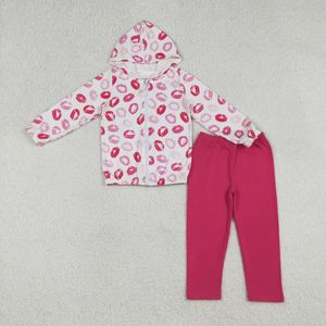 Ensemble de pyjamas pour filles avec nœuds d'amour et plumes pour la Saint-Valentin - Product Image 3