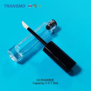 Tubo Vacío para Corrector, Envase Cuadrado Personalizable con Brocha, Tubos para Brillo Labial, Proveedor de Envases - Product Image 4