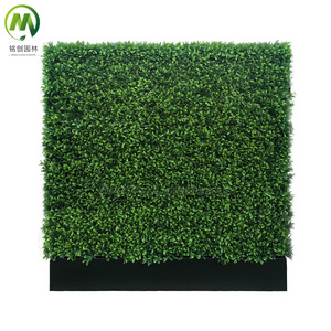 Siepe Artificiale in Plastica Anti-UV, Recinzione <span class=keywords><strong>per</strong></span> Privacy, Muro Verde da Giardino con Fioriera Nera - Product Image 6