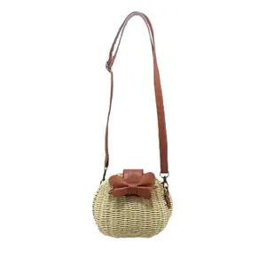 Europe and the United States Women's Shoulder Shell Straw Bag Retro Cute