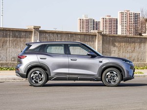 Nuevo BYD Yuan UP 2026 Gris, Versión de Conducción Inteligente, Edición 401 Leading - Product Image 3