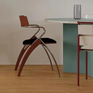 Chaise de salle à manger vintage de designer danois, fauteuil en bois massif avec dossier, style rétro minimaliste pour la maison et le salon - Product Image 4