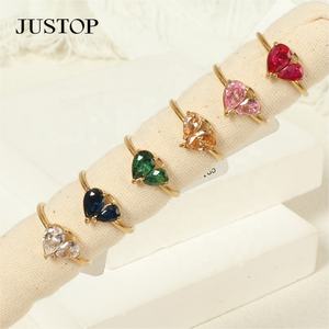 JUSTOP Anillo de Boda de Acero Inoxidable con Incrustaciones Geométricas de Metal y Circonita para Mujer, Recubrimiento PVD 18, Venta al por Mayor, MOQ 30 - Product Image 1