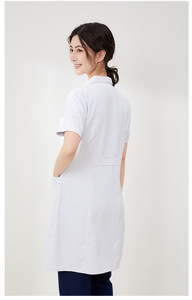 Vente en gros de blouses de laboratoire à manches courtes pour femmes blouses de laboratoire de haute qualité en coton et polyester uniforme d'infirmière médecin blanc pur - Product Image 3