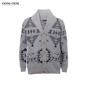 Cardigan en cachemire pour homme, tricot côtelé épais, col châle généreux et luxueux, poignets retroussés, fermeture boutonnée élégante - Product Image 1