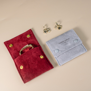 Pochette d'emballage de luxe personnalisée en velours pour bijoux, avec bouton en daim et logo estampé à chaud, sac anti-poussière pour contenants de bijoux de luxe - Product Image 4