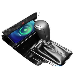 Chargeur sans fil Qi pour <span class=keywords><strong>voiture</strong></span> Mazda 6 2020-2023 Atenza Accessories15w adaptateur <span class=keywords><strong>de</strong></span> plaque <span class=keywords><strong>de</strong></span> <span class=keywords><strong>charge</strong></span> rapide pour téléphone Modification intérieure - Product Image 2