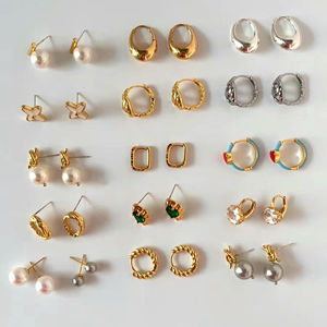 Juego de aretes de circonita cúbica hipoalergénica, aretes de circonita cúbica, aretes de circonia cúbica, aretes de lujo, joyería de bisuteria, conjunto de pendientes - Product Image 1