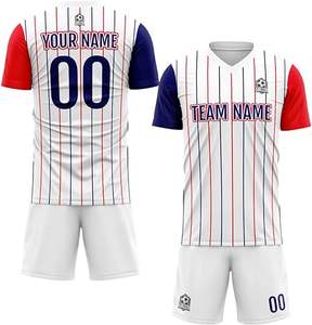 Conjunto de camisetas de fútbol personalizadas con sublimación completa para hombre, kit de camisetas de color verde, uniformes de árbitro de fútbol para hombre - Product Image 2