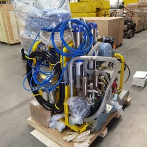 Truck-<b>Mounted</b> Cold <b>Spray</b> Airless Road Marking Machine Street Construction Pavement Marking Paint Core Pump Cold Plastic - Product Image 5