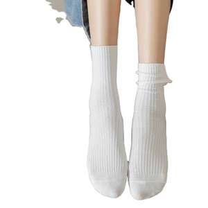 Chaussettes courtes pour femmes en gros, haute qualité, motif dessin animé créatif, avec bande décorative, manchette froncée, usage quotidien, Spandex/<span class=keywords><strong>Nylon</strong></span>/Coton - Product Image 2