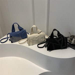 Bolso de Hombro para Mujer con Diseño de <span class=keywords><strong>Patchwork</strong></span>, Bolso de Mano de Mezclilla a la Moda, <span class=keywords><strong>Bolsos</strong></span> de Gran Capacidad, <span class=keywords><strong>Bolsos</strong></span> Tote de Jeans - Product Image 4