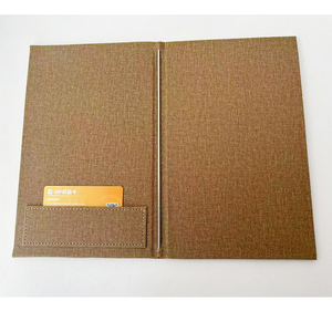 Sampul Menu Lipat Modern A4 & A5 Bentuk Persegi Panjang Tahan Lama dengan Sekrup, Bahan Kulit PU dan Kayu & Tembaga, Desain Kustom