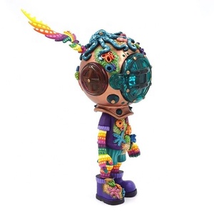 Figura Coleccionable de PVC de Diseño Artístico con Diseño Único Pintado a Mano para Exhibición y Regalos - Product Image 2