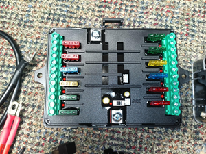 Pannello Interruttori RGB a 12 Pulsanti Impermeabile <span class=keywords><strong>per</strong></span> Uso Nautico con Controllo Wireless da Telefono Pod Interruttori <span class=keywords><strong>LED</strong></span> Ausiliari 12V/24V <span class=keywords><strong>per</strong></span> Luci Fuoristrada <span class=keywords><strong>per</strong></span> <span class=keywords><strong>Auto</strong></span> - Product Image 4