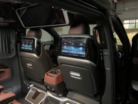 Aménagement intérieur Mercedes Vito Metris W447 : écran Android HD 14 pouces avec TV et USB, table arrière, mise à niveau de luxe pour conversion haut de gamme