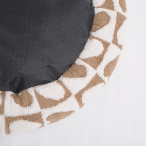 Stijlvolle Effen Patroon Flanellen Hondenbed Gezellig En Privé Rustruimte Voor Comfortabele Huisdieren Slaap - Product Image 5