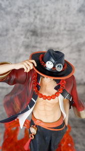 Những Mảnh Portgas D acefire Nắm đấm Trở Lại Biển Ánh Sáng Cơ Sở Mô Hình Bức Tượng Đóng Hộp Hình Văn Phòng Trang Trí Anime Bức Tượng - Product Image 4