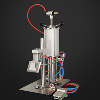 Machine de remplissage de bombes aérosols pneumatiques de petite taille pour table avec pompe de surpression
