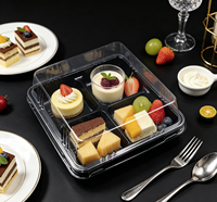 Boîte d'emballage jetable pour pâtisserie en plastique PET transparent à 4 compartiments, base noire et blanche, pour muffins, macarons et cupcakes