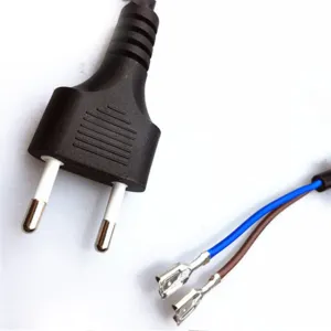 Brasil Preço ex-fábrica Italiano dois plug ac cabo de alimentação 3 prong IEC C5 Laptop Power Cord 2 pin