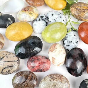 Factory Wholesale Natural Healing Crystals Craft Polished Mixed Material Yellow <strong>Jade</strong> Palm <strong>Stone</strong> for Fengshui Decoration - Product Image 5