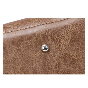 Bolsa de Deporte de Lujo Reforzada para Fin de Semana, Bolsa de Viaje Deportiva con Forro de Poliéster, Portátil, Esencial para Viajes, Fácil de Llevar, Personalizable para Hombres y Mujeres - Product Image 3