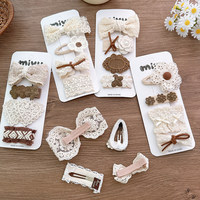 Barrette pour cheveux d'enfants en dentelle vintage blanc menthe avec nœud fleuri - Accessoire pour cheveux en tissu avec séparation latérale