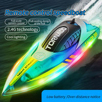 Bateau de course RC professionnel 2.4G 25KM/H à double moteur haute puissance, bateau rapide télécommandé électrique pour la compétition