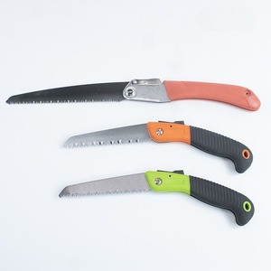 Sierra de mano plegable DIY con mango ergonómico de plástico, hoja de acero, ligera, personalizable OEM para herramientas de jardín - Diseño verde y negro - Product Image 3