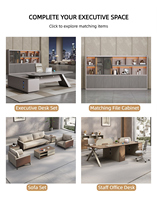 Grande table de réunion de bureau, ensemble de mobilier de conférence en bois de luxe, table de salle de réunion exécutive avec gestion intégrée de l'alimentation électrique