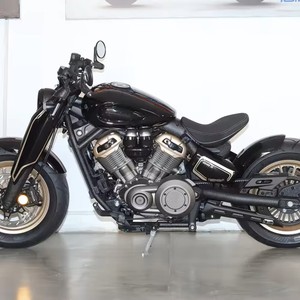 Nouvelle moto cruiser à essence de 450 cm3 - Moteur V-Twin, ABS, TCS, 50 CV, moto Cruiser Crown - Product Image 3