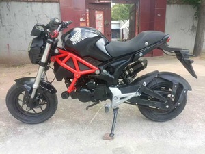 Petite <span class=keywords><strong>moto</strong></span> à essence <span class=keywords><strong>d</strong></span>'<span class=keywords><strong>occasion</strong></span> avec moteur de 125 cm3, motos sportives - Product Image 3