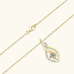 Elegante Collana in Stile Niche per Donne, Delicato Ciondolo Lucido per Uso Quotidiano - Product Image 6