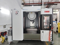 Centre d'usinage CNC à 3/4/5 axes T800 haute efficacité pour produits de quincaillerie
