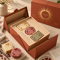 Emballage personnalisé en carton recyclé à double pliage pour collections de savons artisanaux