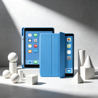 Étui pour tablette intelligent à triple pliage en TPU souple avec emplacement pour stylet, parfaitement compatible avec iPad Air 6 et iPad Pro 2024.