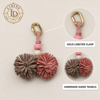 Breloque en suède à pompon pour lacets de chaussures, décoration pour baskets, fleur artisanale bohème, porte-clés, pendentif de sac, personnalisable OEM