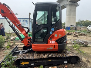 เครื่องขุดตีนตะขาบ4ton ขนาดเล็ก KubotaU40ใช้ในสภาพการทำงานที่ดี - Product Image 2