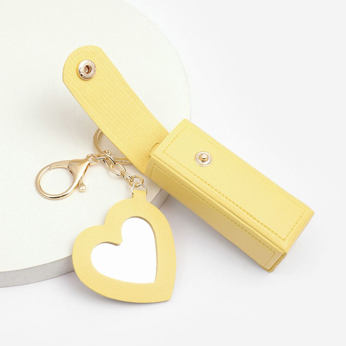 สีเหลือง