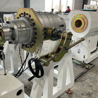 Ligne de production de machine d'extrusion automatique de tuyaux en PVC à double vis, prix usine, avec moteur, pompe et roulement