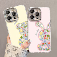 Coque de protection motif ours floral pour iPhone 17, 16e génération, iPhone 14 Pro Max, iPhone 15, iPhone 13, design mignon anti-chute en rayonne.