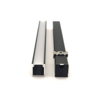 YG-H004 Bande lumineuse LED 17*18mm à montage en surface, profilés en aluminium linéaires LED pour l'éclairage des armoires