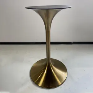 Mesa de jantar com trompete, perna redonda de metal de latão, mesa de jantar com tulipas, design moderno